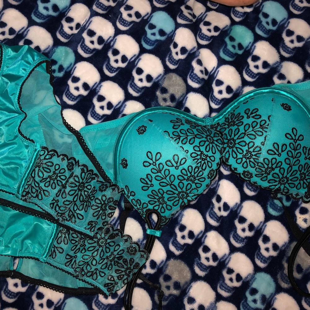 Victoria’s Secret bra and matching panties